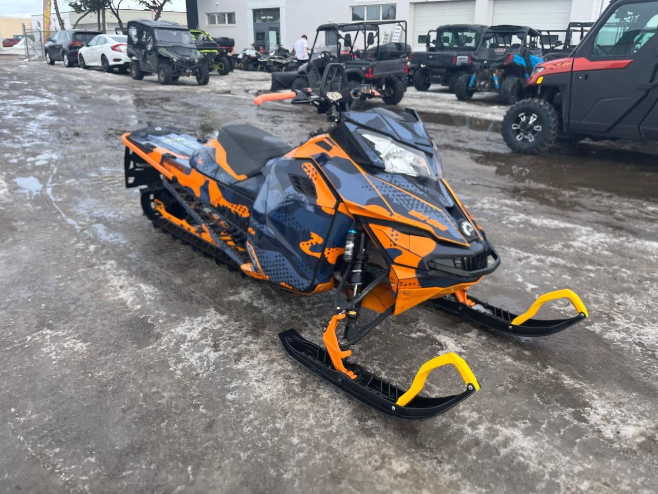 2014 Ski-Doo Summit X M800 $77 B/W - Photo #2