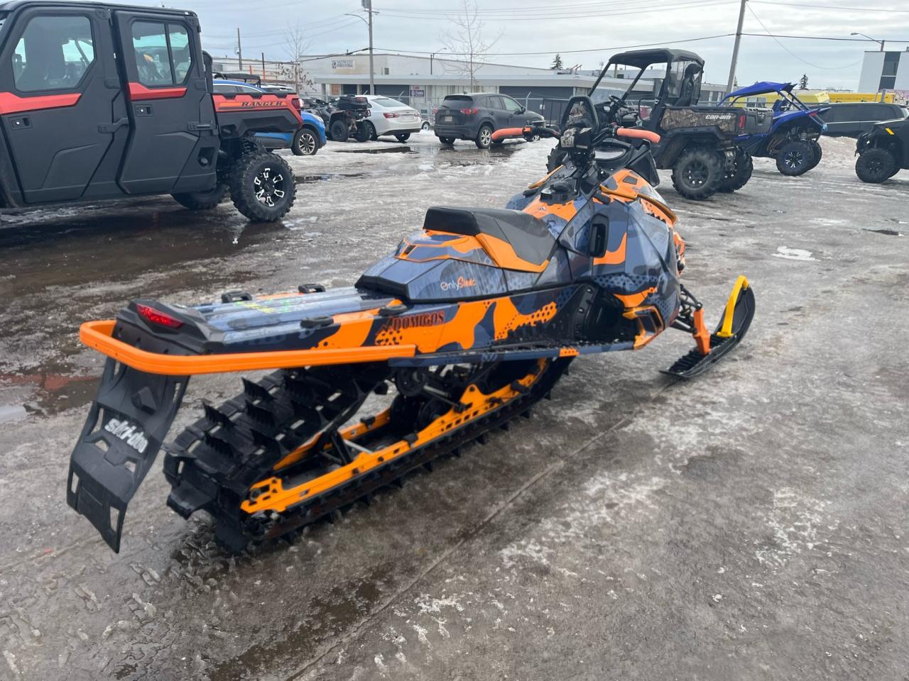 2014 Ski-Doo Summit X M800 $77 B/W - Photo #5