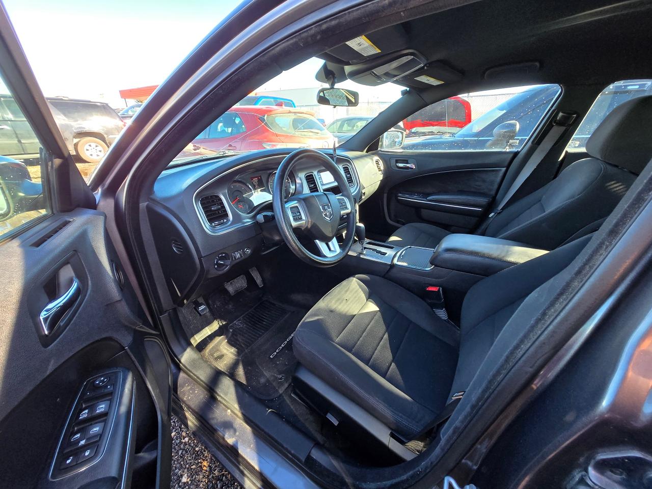 2013 Dodge Charger SE | ALL CREDIT ACCEPTED!! - Photo #9