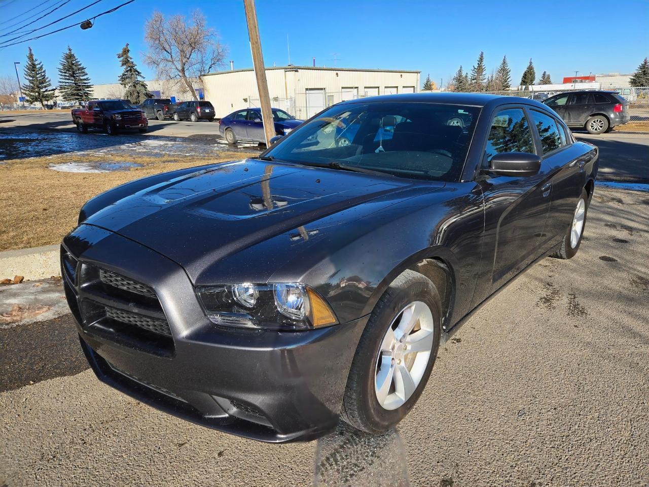 2013 Dodge Charger SE | ALL CREDIT ACCEPTED!! - Photo #3