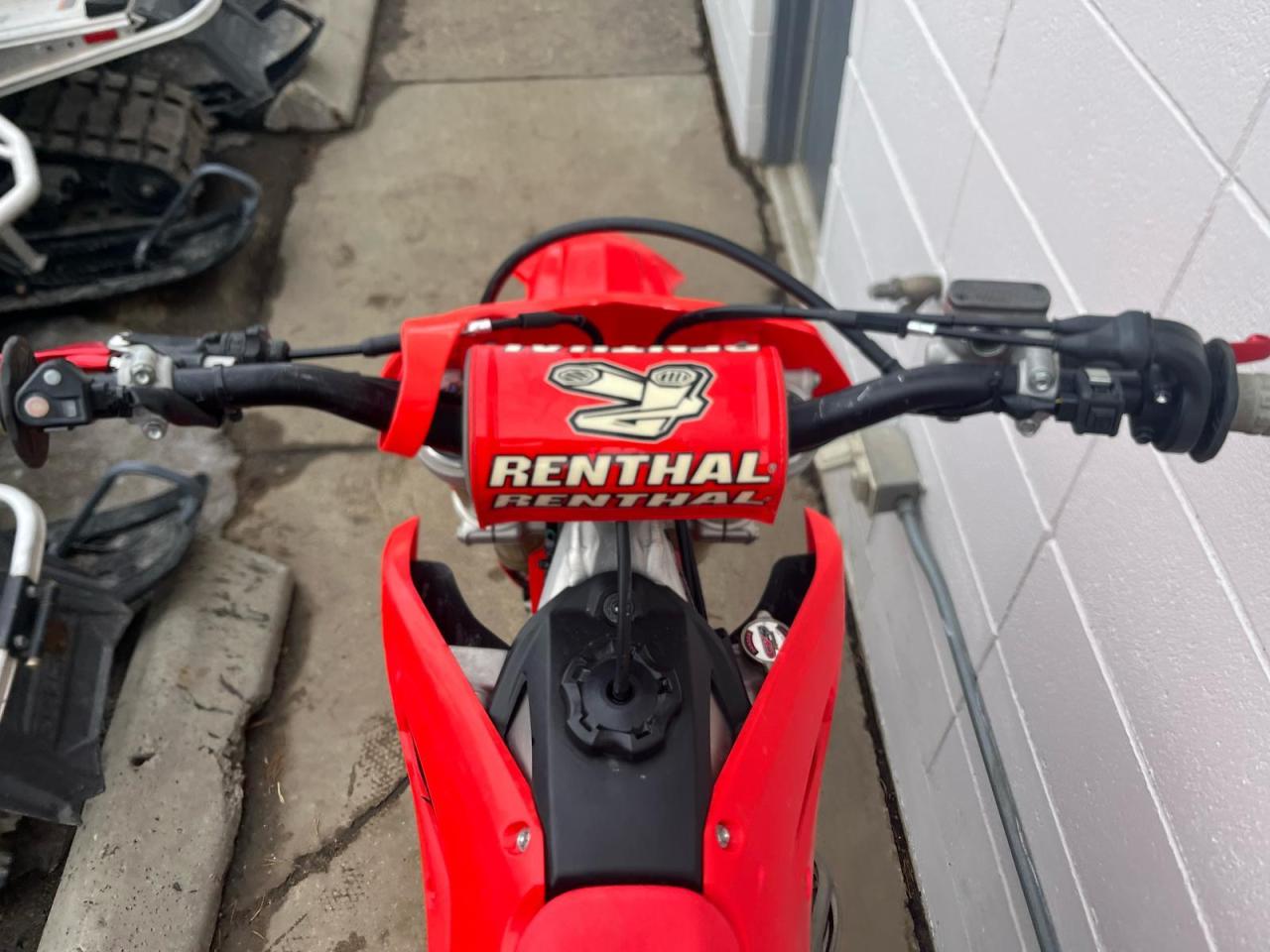 2019 Honda CRF450R $72 B/W - Photo #4