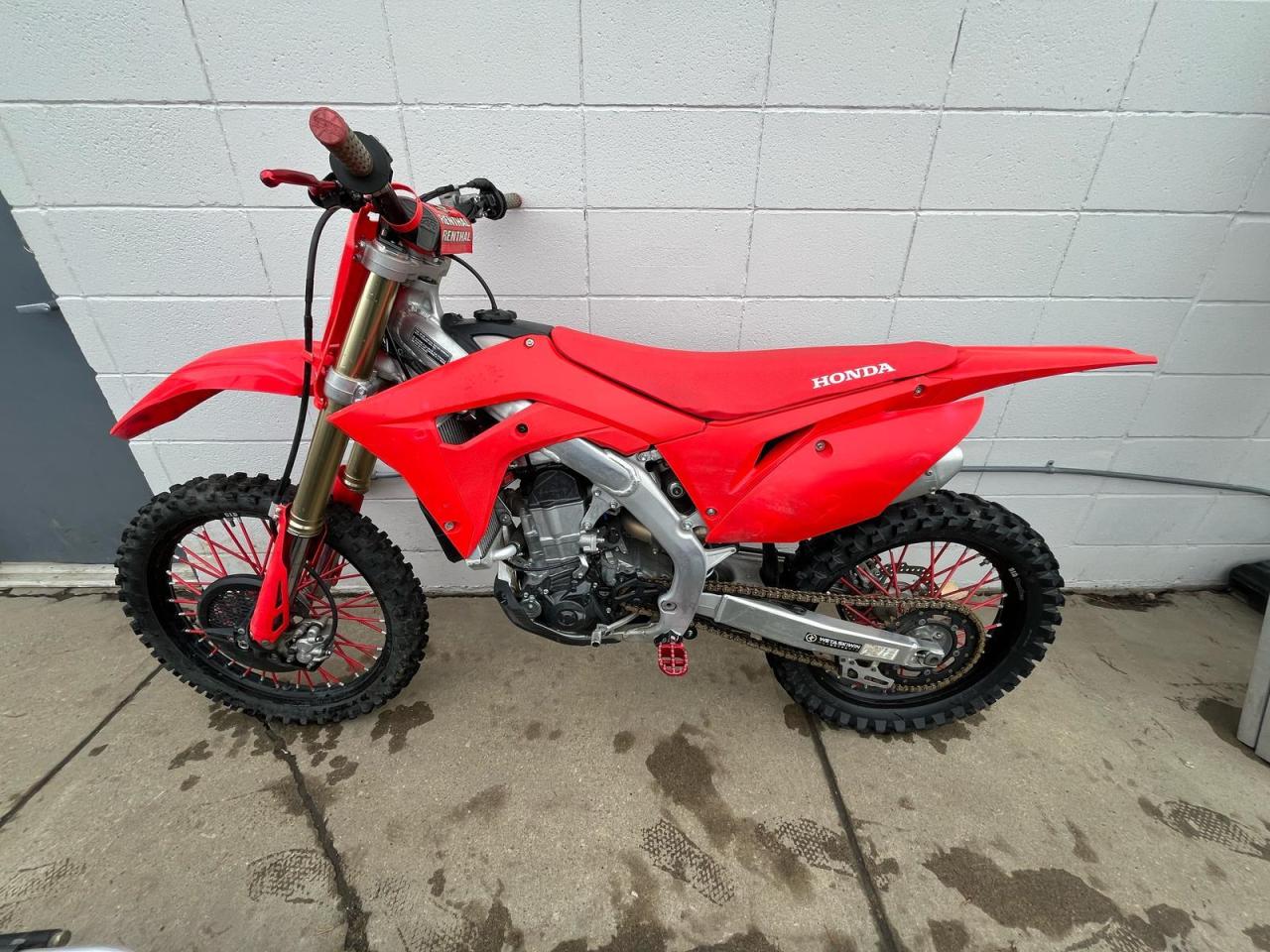 2019 Honda CRF450R $72 B/W - Photo #3