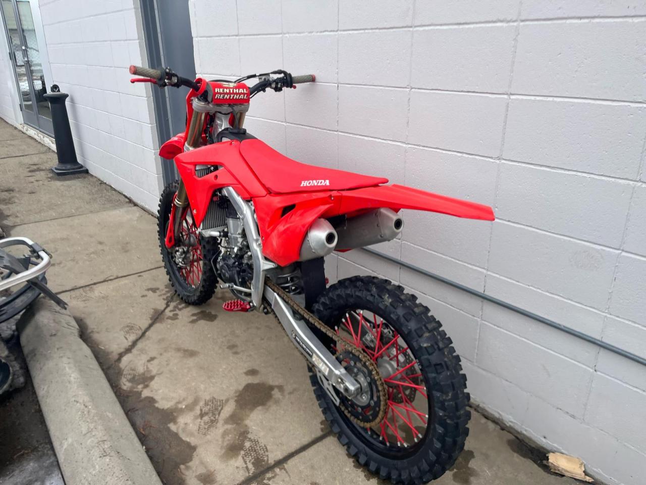 2019 Honda CRF450R $72 B/W - Photo #2