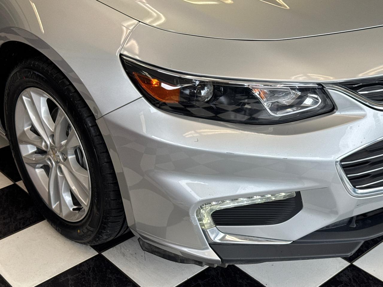 2017 Chevrolet Malibu LT+New Tires+Brakes+Camera+ApplePlay+Remote Start - Photo #35