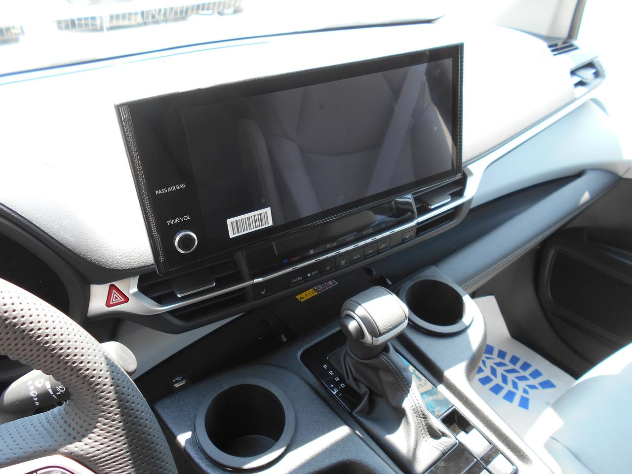 2025 Toyota Sienna XLE-Wheelchair Accessible Side Entry-Power Photo