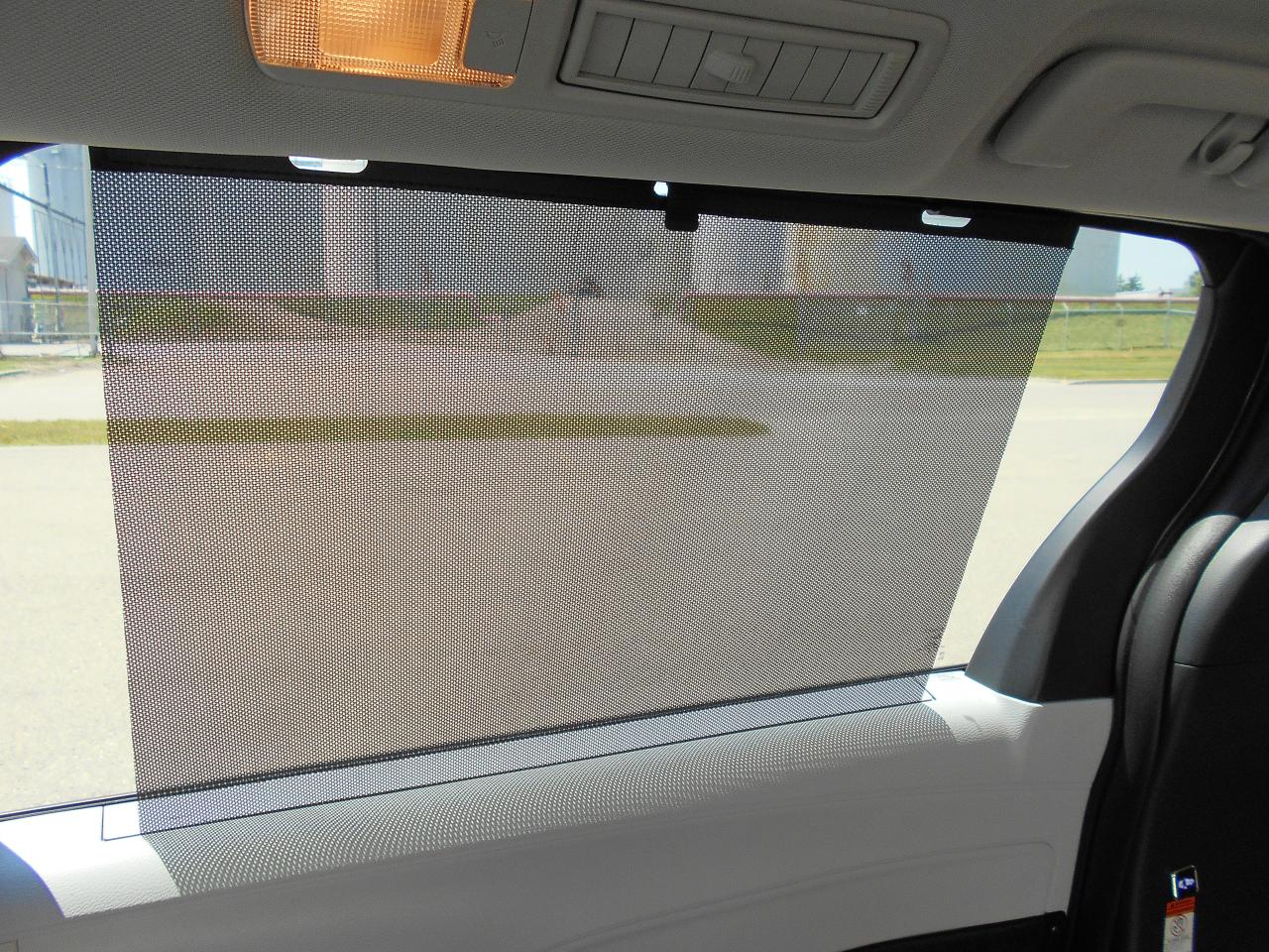 2025 Toyota Sienna XLE-Wheelchair Accessible Side Entry-Power Photo