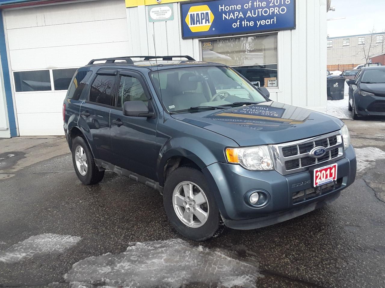 Used 2011 Ford Escape XLT for sale in Kitchener, ON