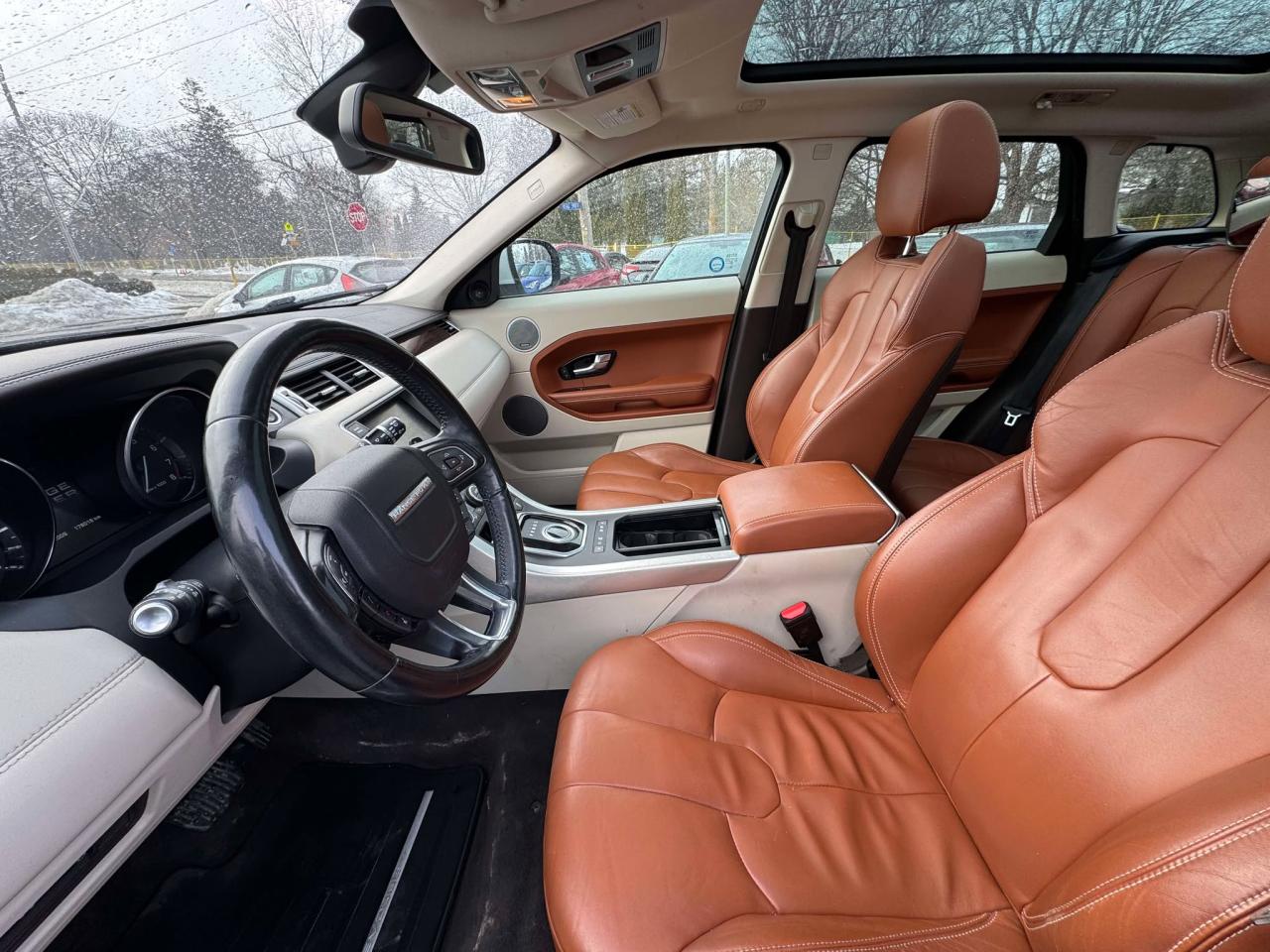 2012 Land Rover Range Rover Evoque 5dr HB Prestige Premium - Photo #12
