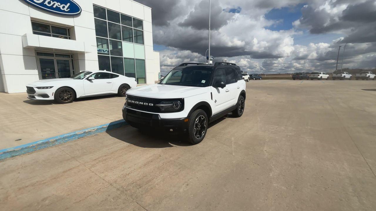 2025 Ford Bronco Sport Outer Banks 4X4 Photo3