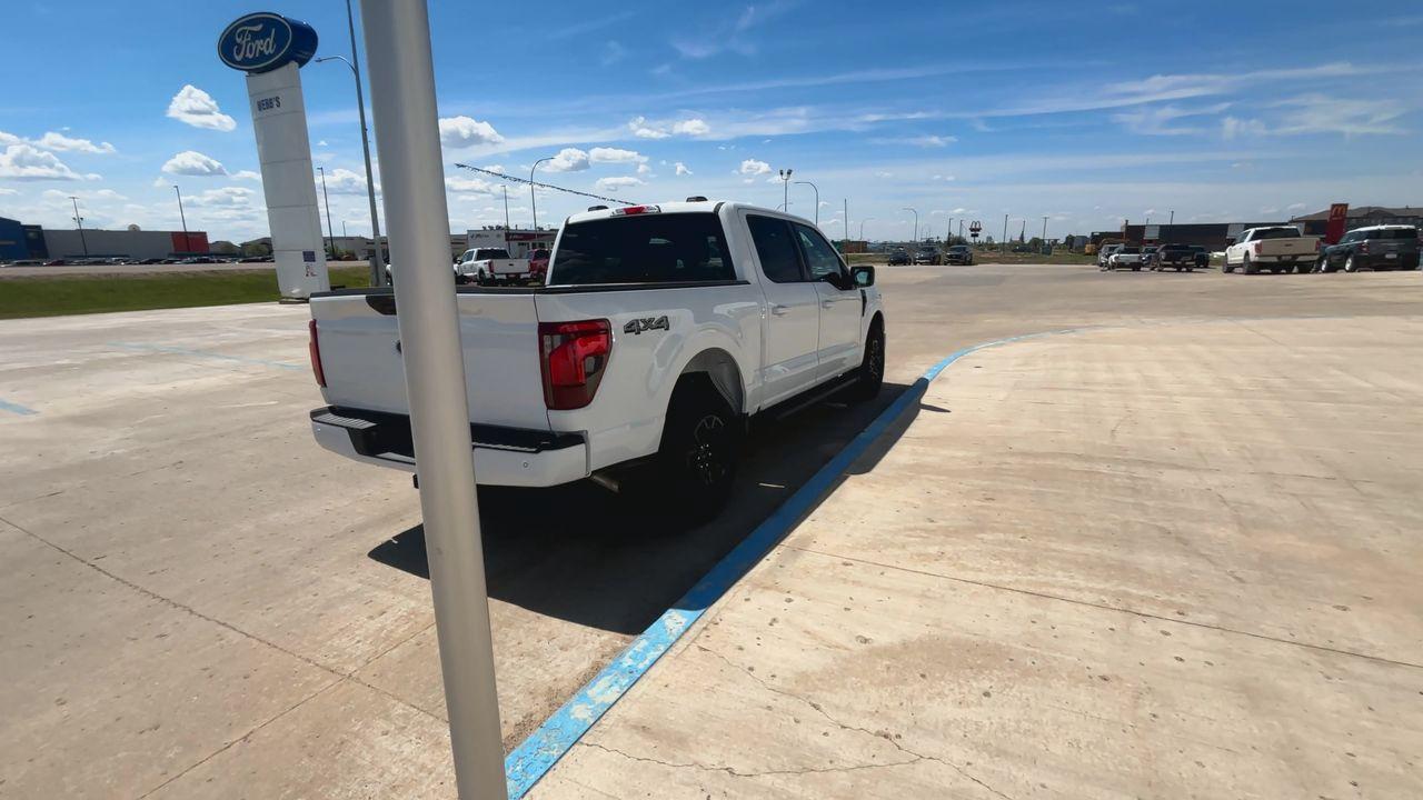 2025 Ford F-150 XLT 4WD SuperCrew 5.5' Box Photo5