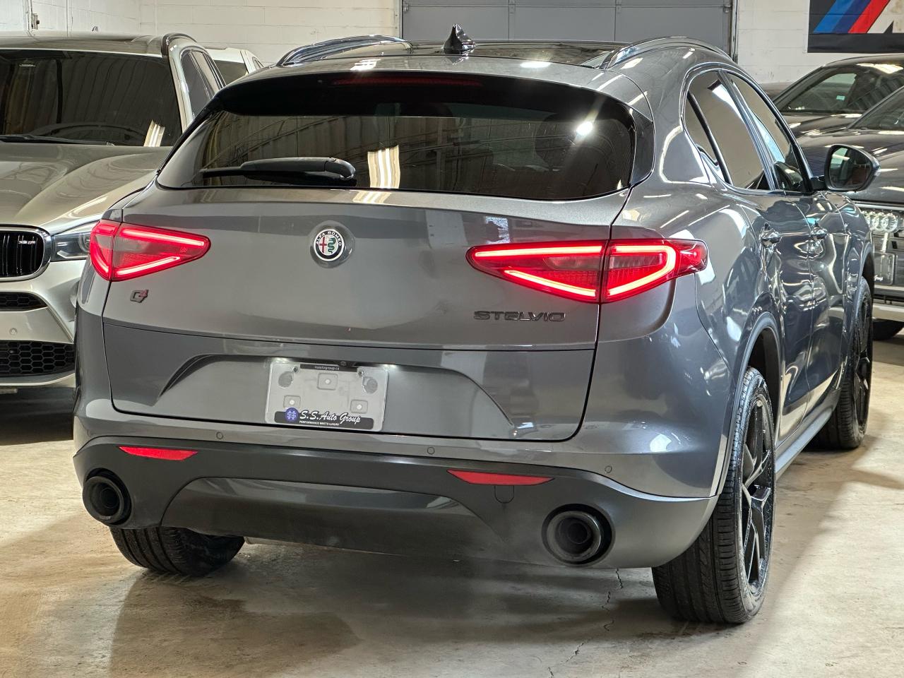 2019 Alfa Romeo Stelvio TI SPORT Q4|RED INT.|CARPLAY|BACKUP|ONE OWNER| - Photo #4