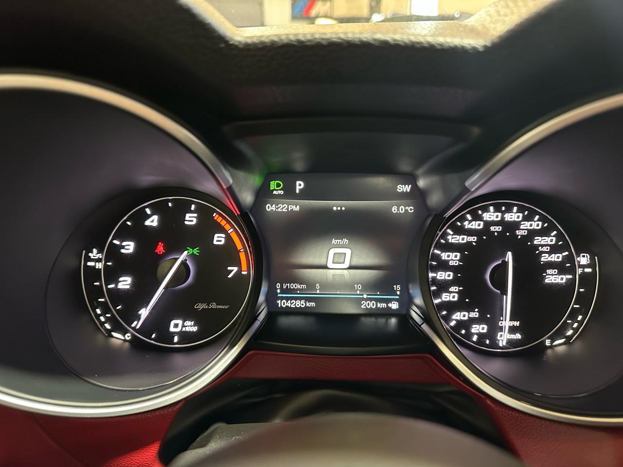 2019 Alfa Romeo Stelvio TI SPORT Q4|RED INT.|CARPLAY|BACKUP|ONE OWNER| - Photo #15