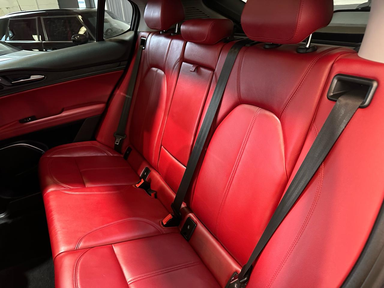 2019 Alfa Romeo Stelvio TI SPORT Q4|RED INT.|CARPLAY|BACKUP|ONE OWNER| - Photo #26