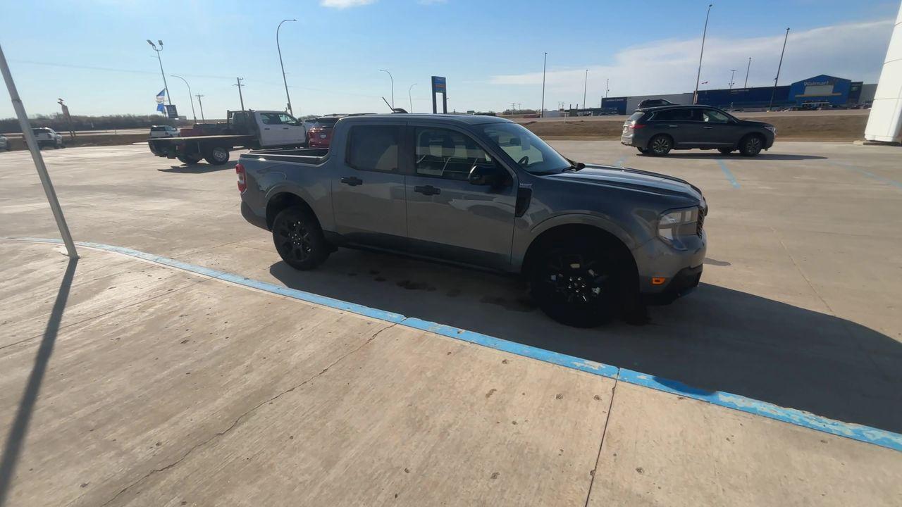 2025 Ford Maverick XLT Photo