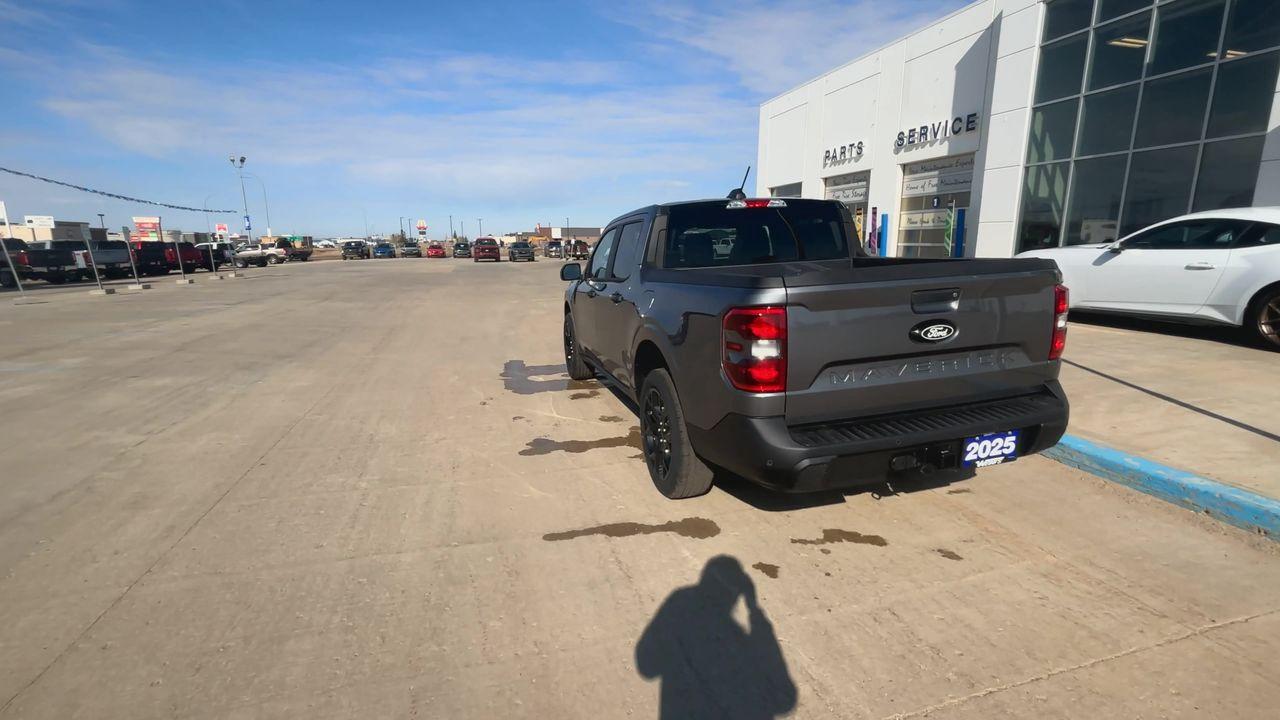2025 Ford Maverick XLT Photo5