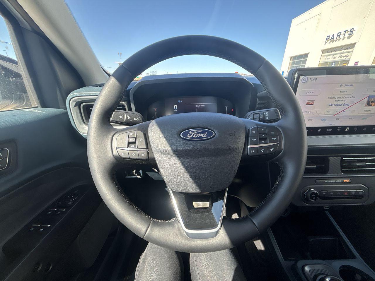 2025 Ford Maverick XLT Photo5