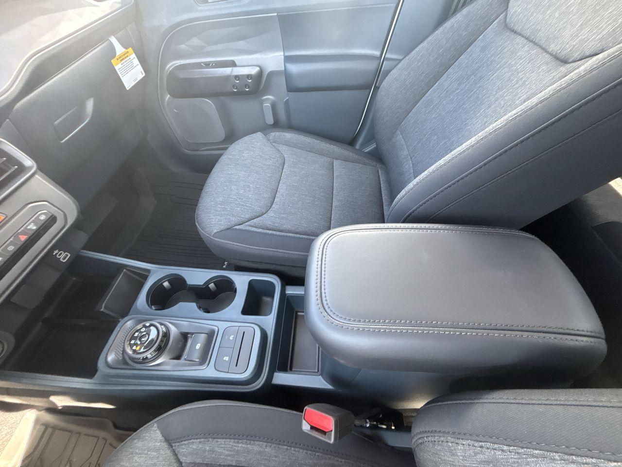 2025 Ford Maverick XLT Photo5