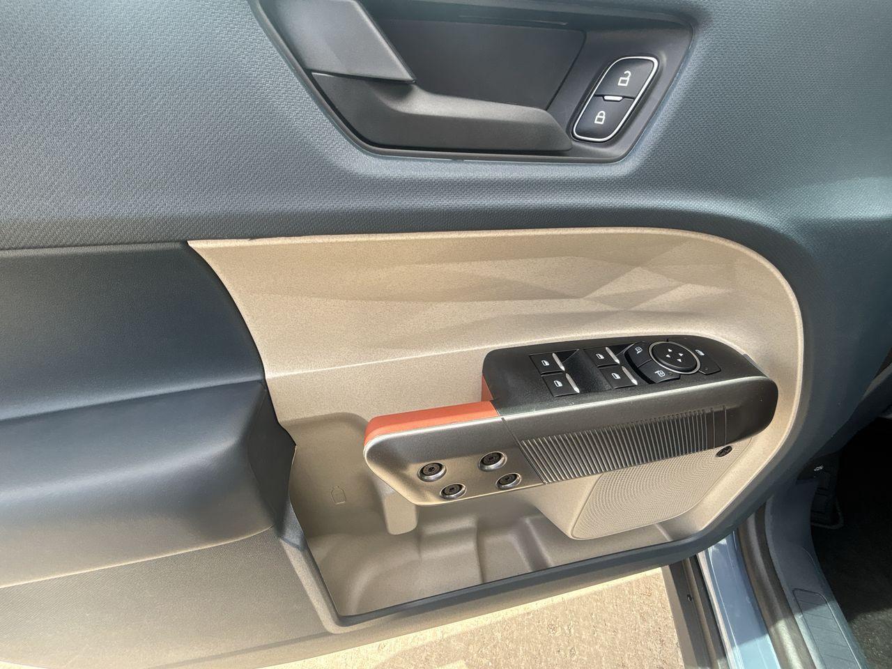 2025 Ford Maverick Lariat AWD SuperCrew Photo5