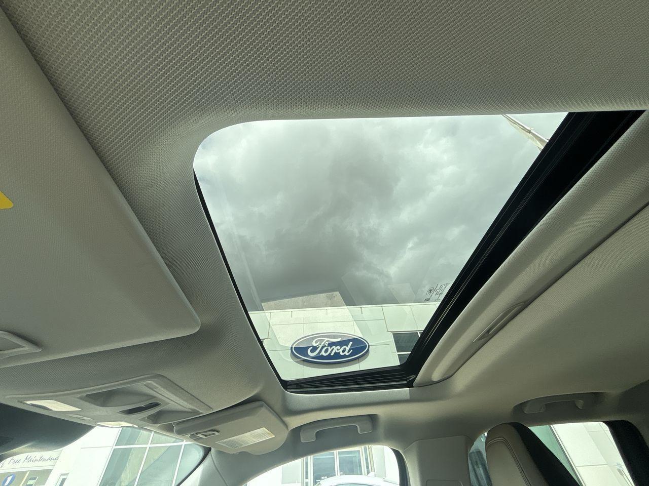 2025 Ford Maverick Lariat AWD SuperCrew Photo5