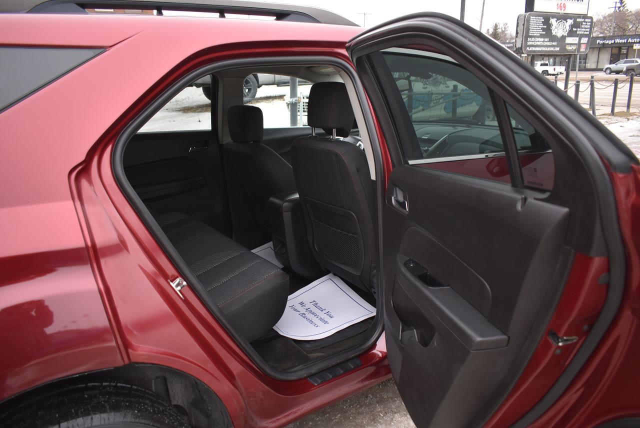 2011 Chevrolet Equinox AWD 4dr 1LT - Photo #23