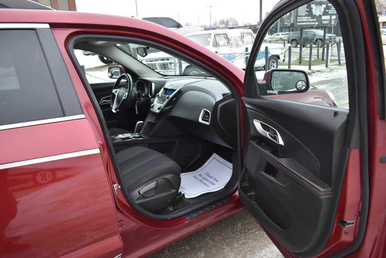 2011 Chevrolet Equinox AWD 4dr 1LT - Photo #20