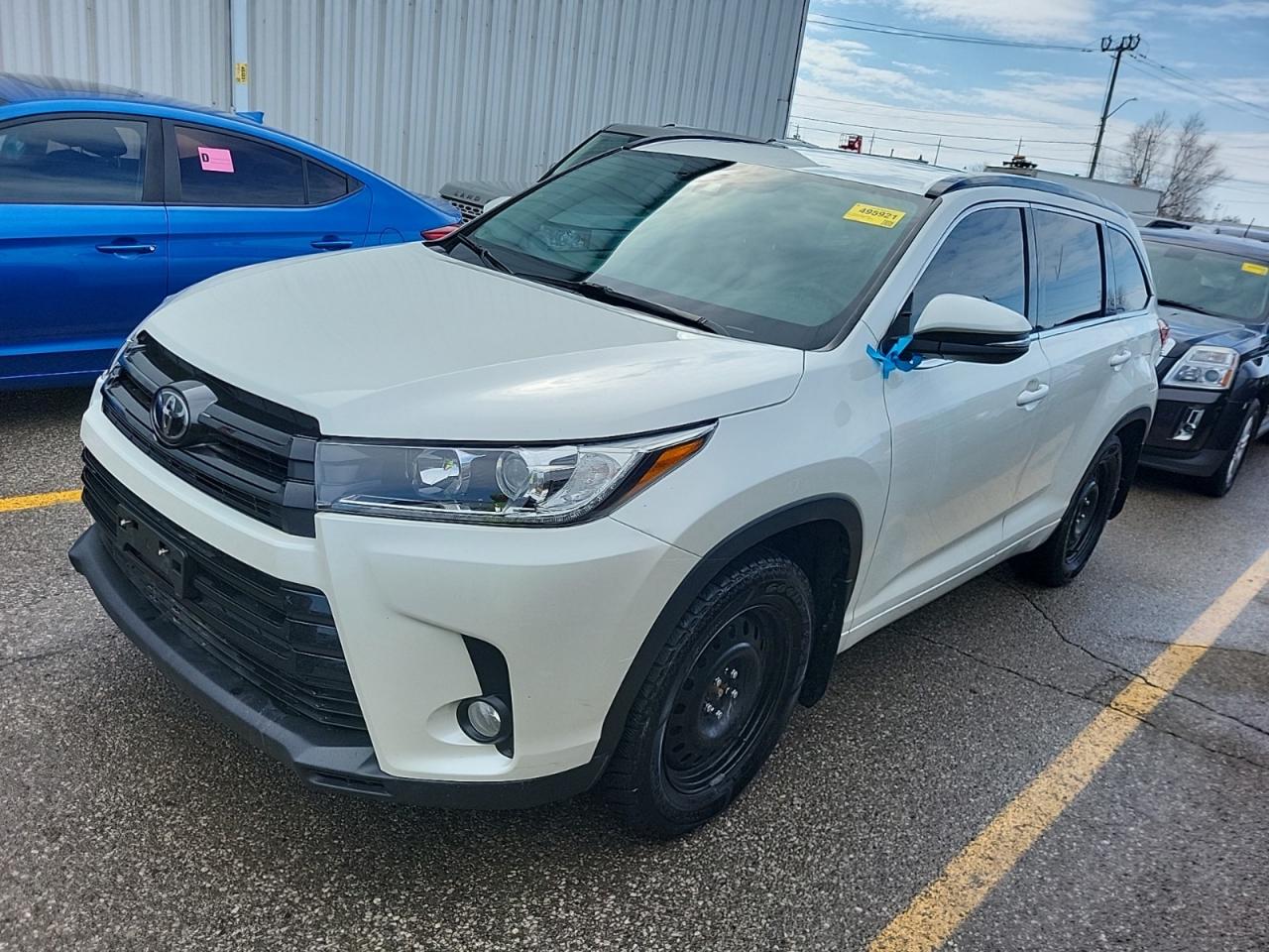 Used 2017 Toyota Highlander XLE***SOLD***SUNROOF|NAVI|BACKUP for sale in Oakville, ON