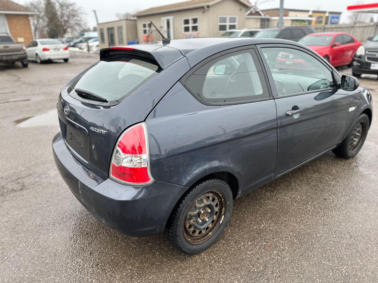 2011 Hyundai Accent GL, HATCHBACK, AUTO, WELL SERVICED, CERT - Photo #5