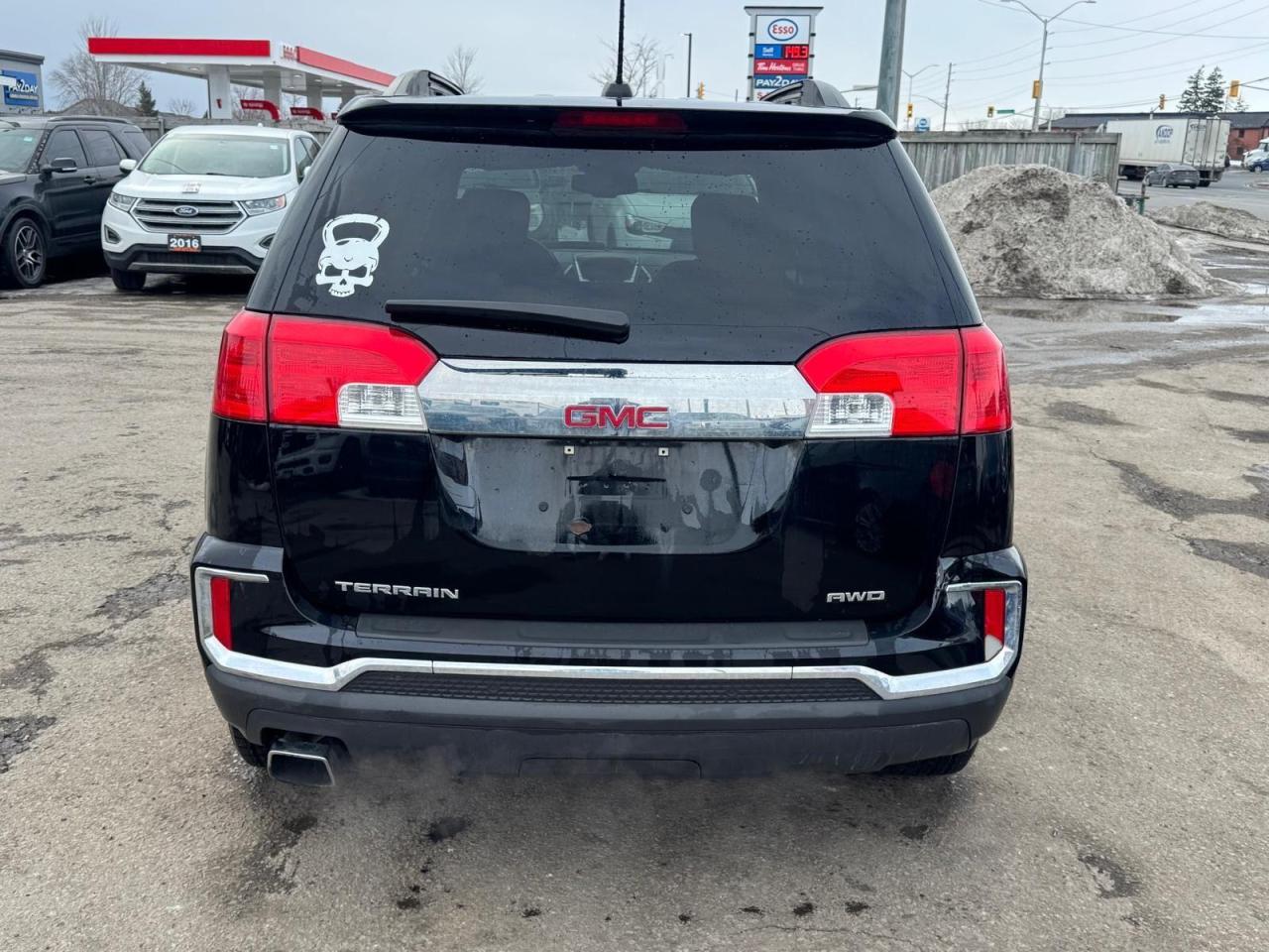 2017 GMC Terrain SLE, AWD, ONLY 124KMS, SUNROOF, CAM, CERTIFIED - Photo #4