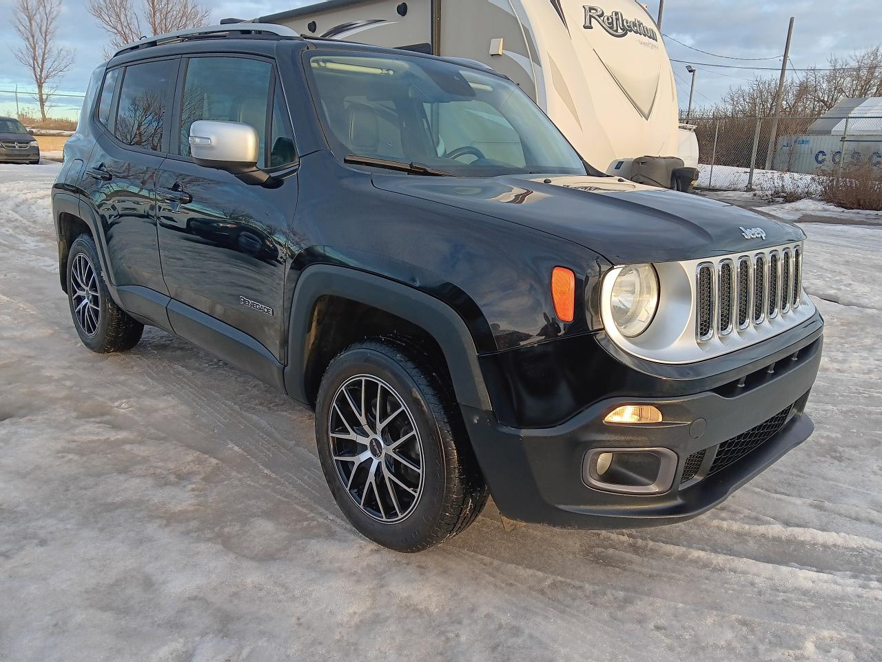 2015 Jeep Renegade Lthr, Sunroof, NAV, Bu Cam, Remote, Blindspot det, - Photo #3