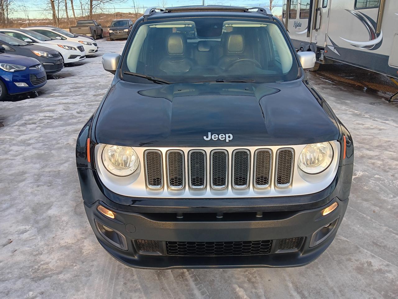 2015 Jeep Renegade Lthr, Sunroof, NAV, Bu Cam, Remote, Blindspot det, - Photo #2