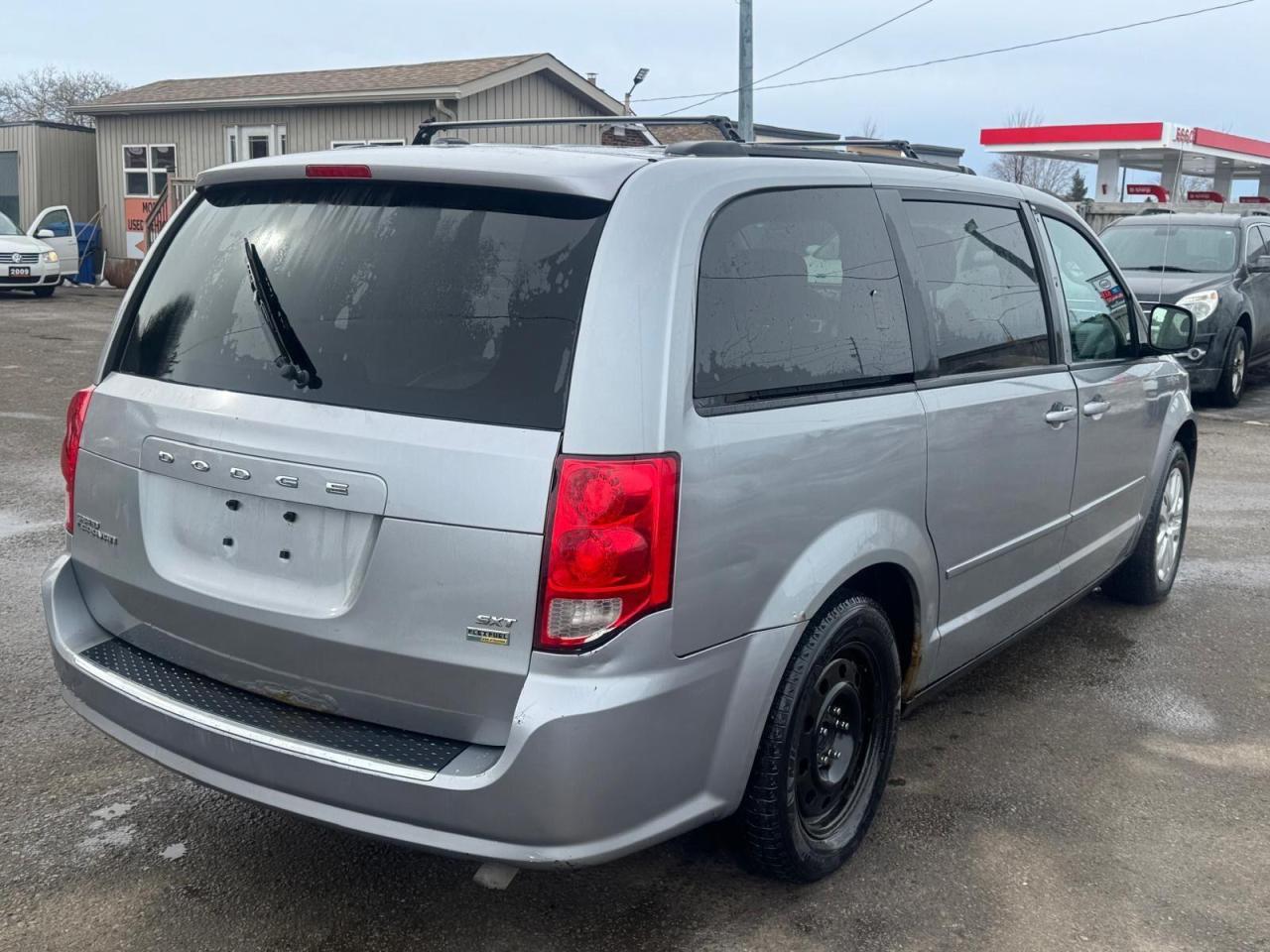 2014 Dodge Grand Caravan SXT, DRIVES GREAT, STOWNGO, AS IS SPECIAL - Photo #5