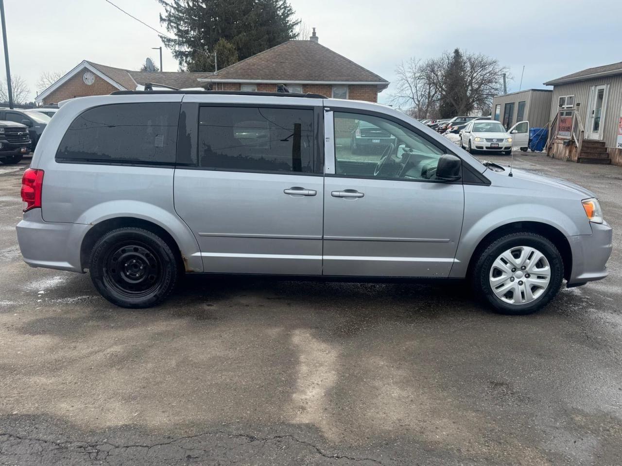 2014 Dodge Grand Caravan SXT, DRIVES GREAT, STOWNGO, AS IS SPECIAL - Photo #6