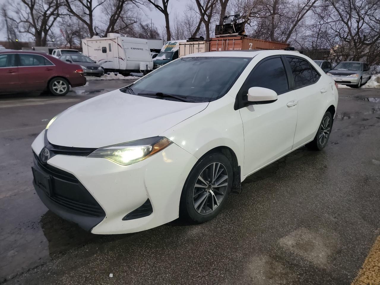 2018 Toyota Corolla LE - Photo #1