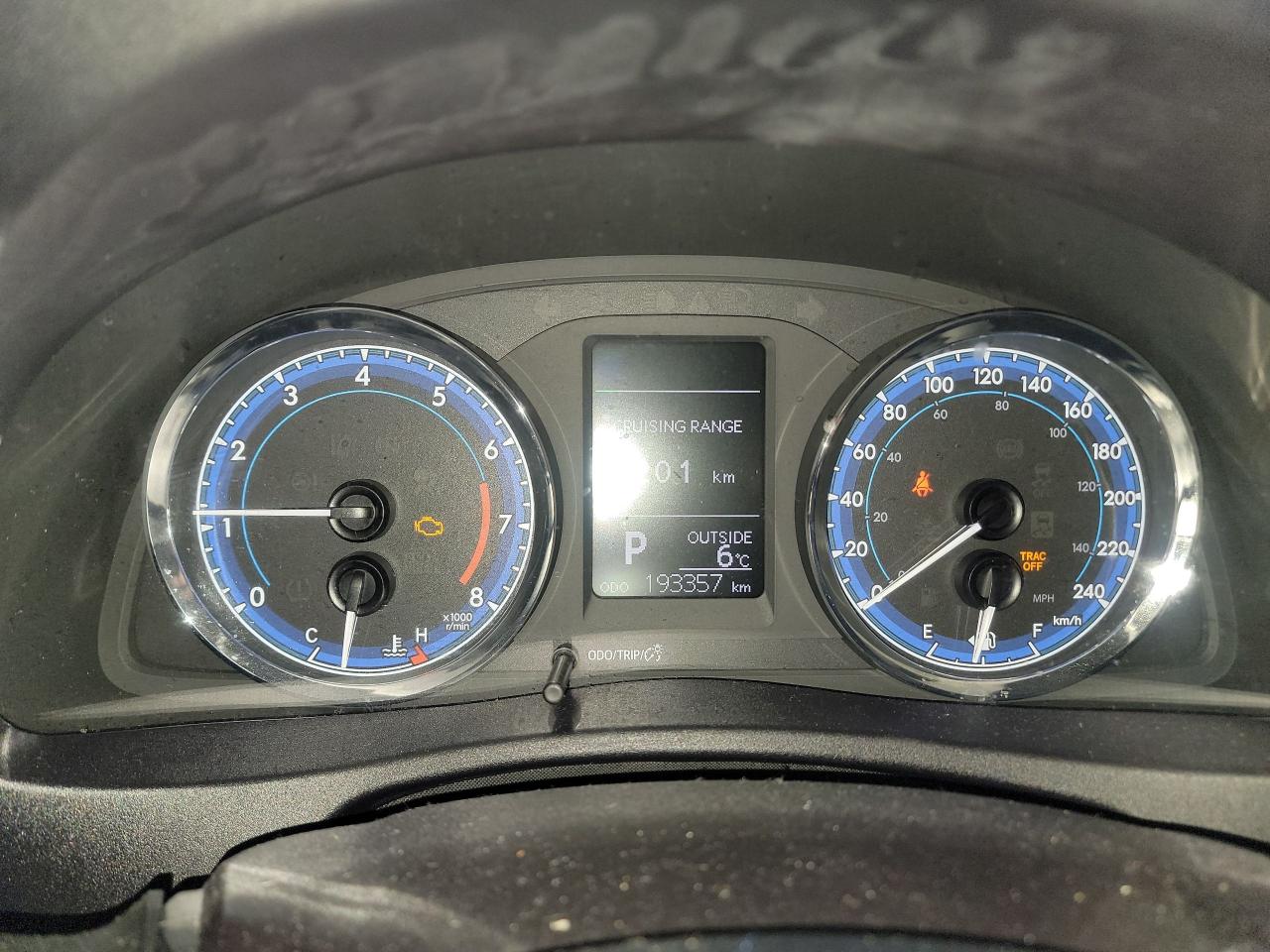 2018 Toyota Corolla LE Photo