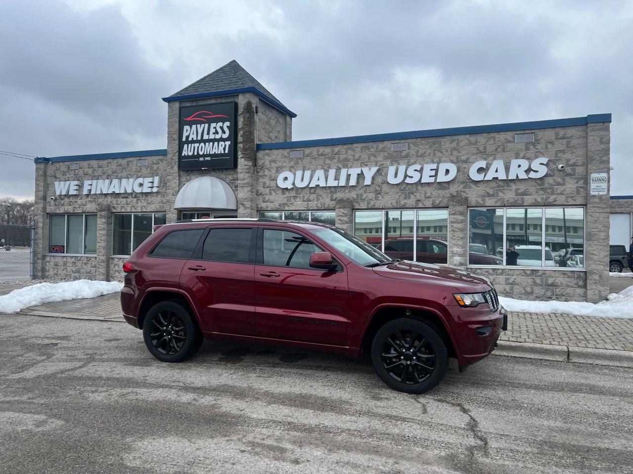 Used 2020 Jeep Grand Cherokee Laredo for sale in Sarnia, ON