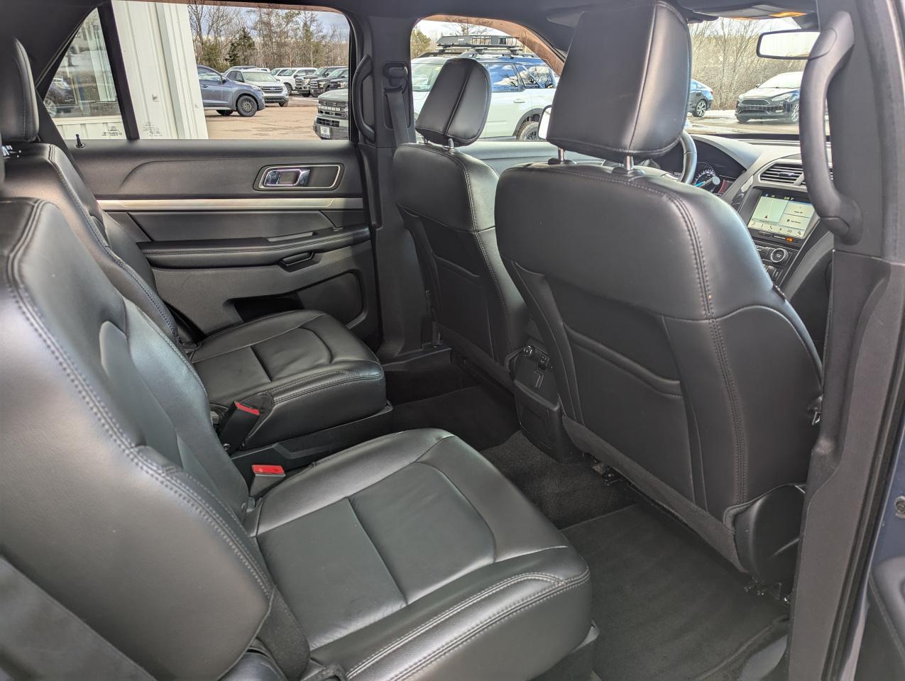 2018 Ford Explorer XLT Photo5