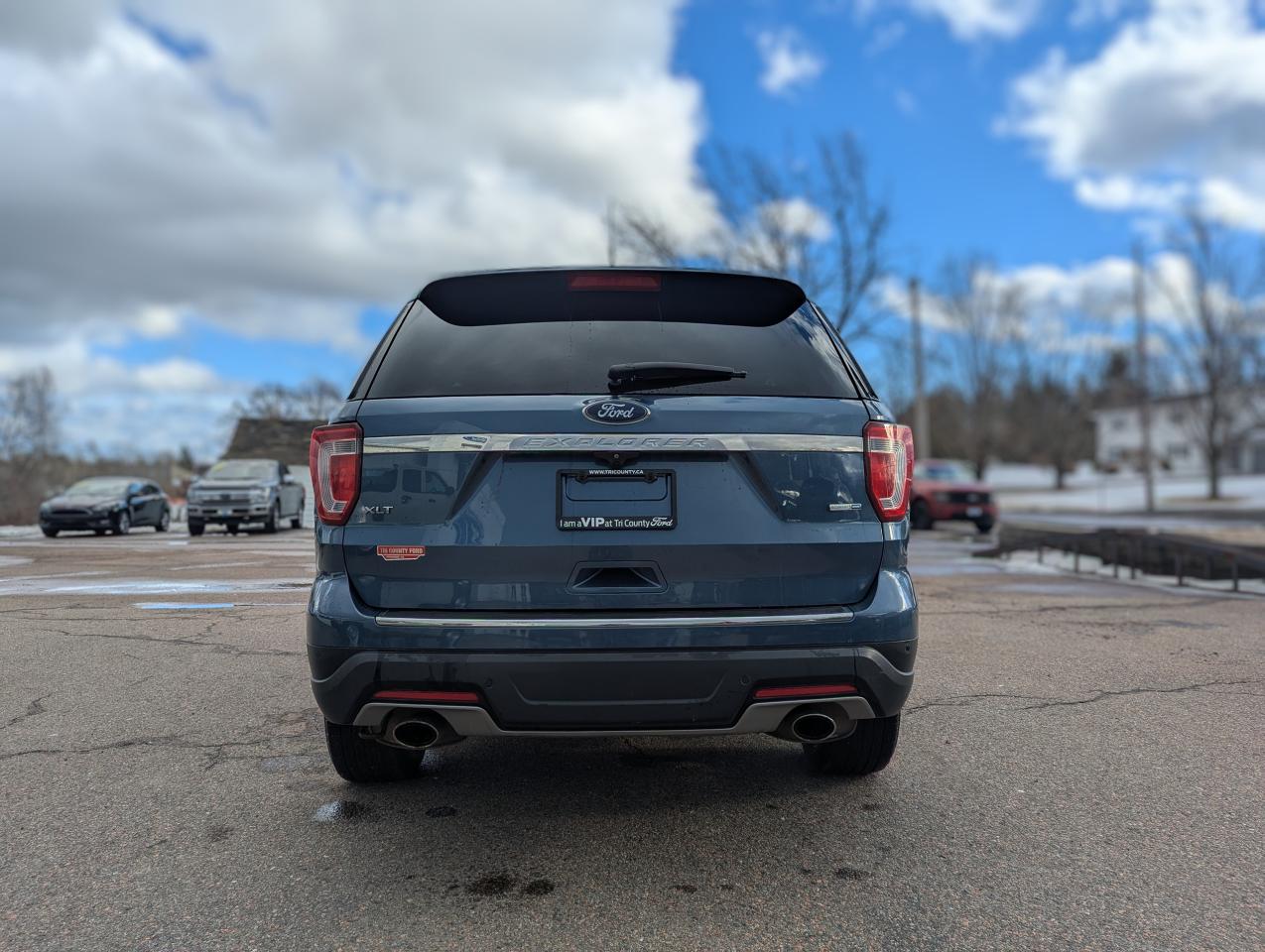 2018 Ford Explorer XLT Photo5