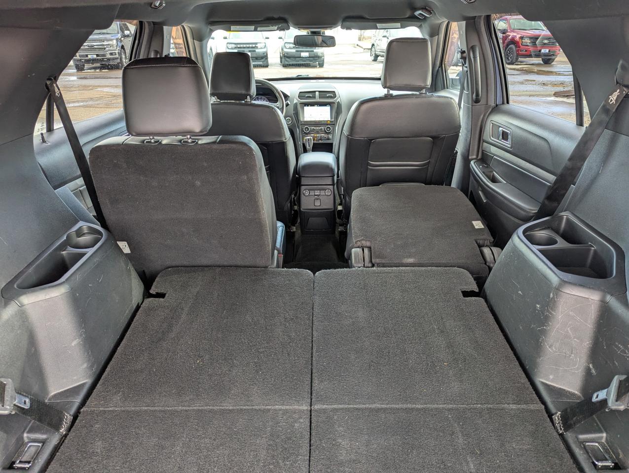 2018 Ford Explorer XLT Photo5
