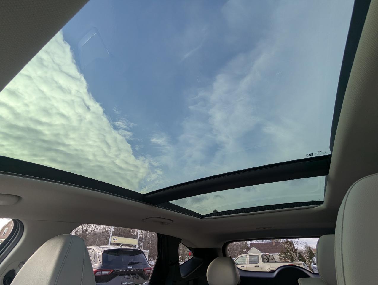 2023 Hyundai Tucson Hybrid Ultimate Photo5