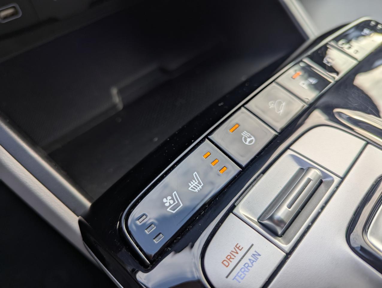 2023 Hyundai Tucson Hybrid Ultimate Photo5
