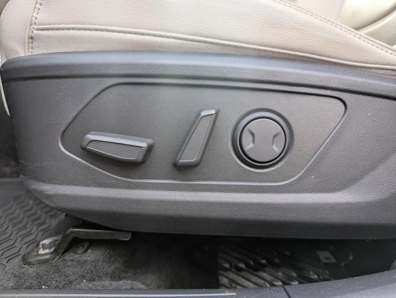 2023 Hyundai Tucson Hybrid Ultimate Photo5