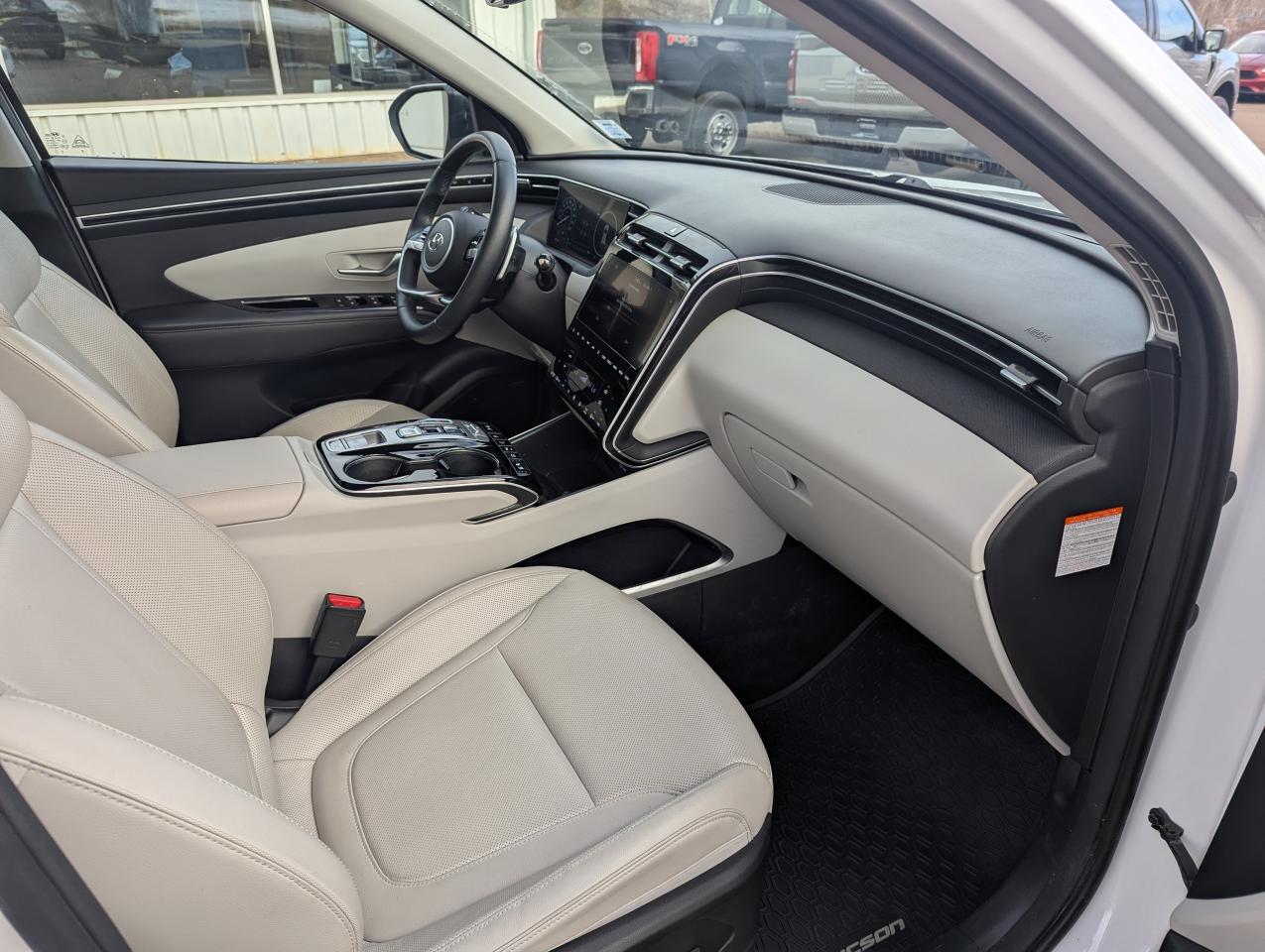 2023 Hyundai Tucson Hybrid Ultimate Photo5