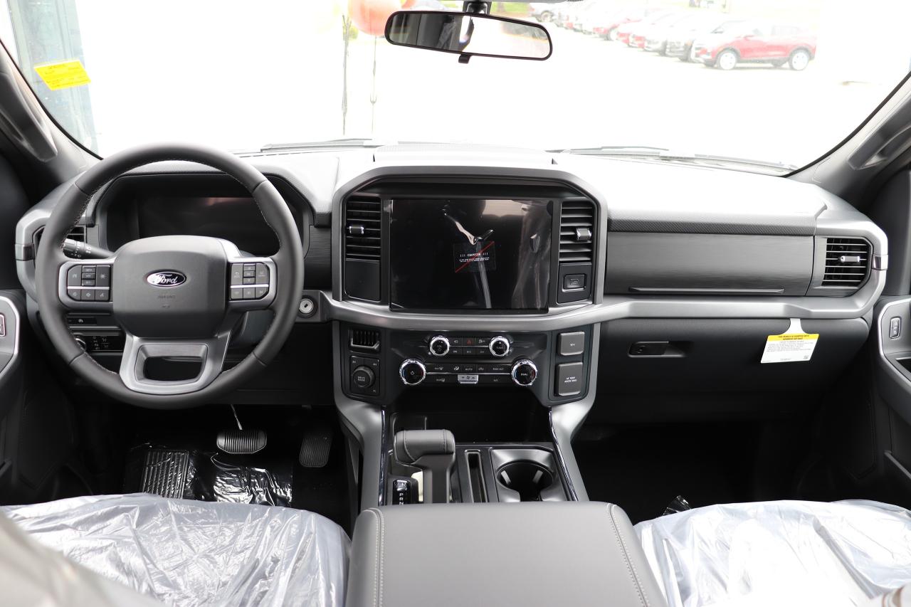 2025 Ford F-150 XLT 4WD SuperCrew 5.5' Box Photo5