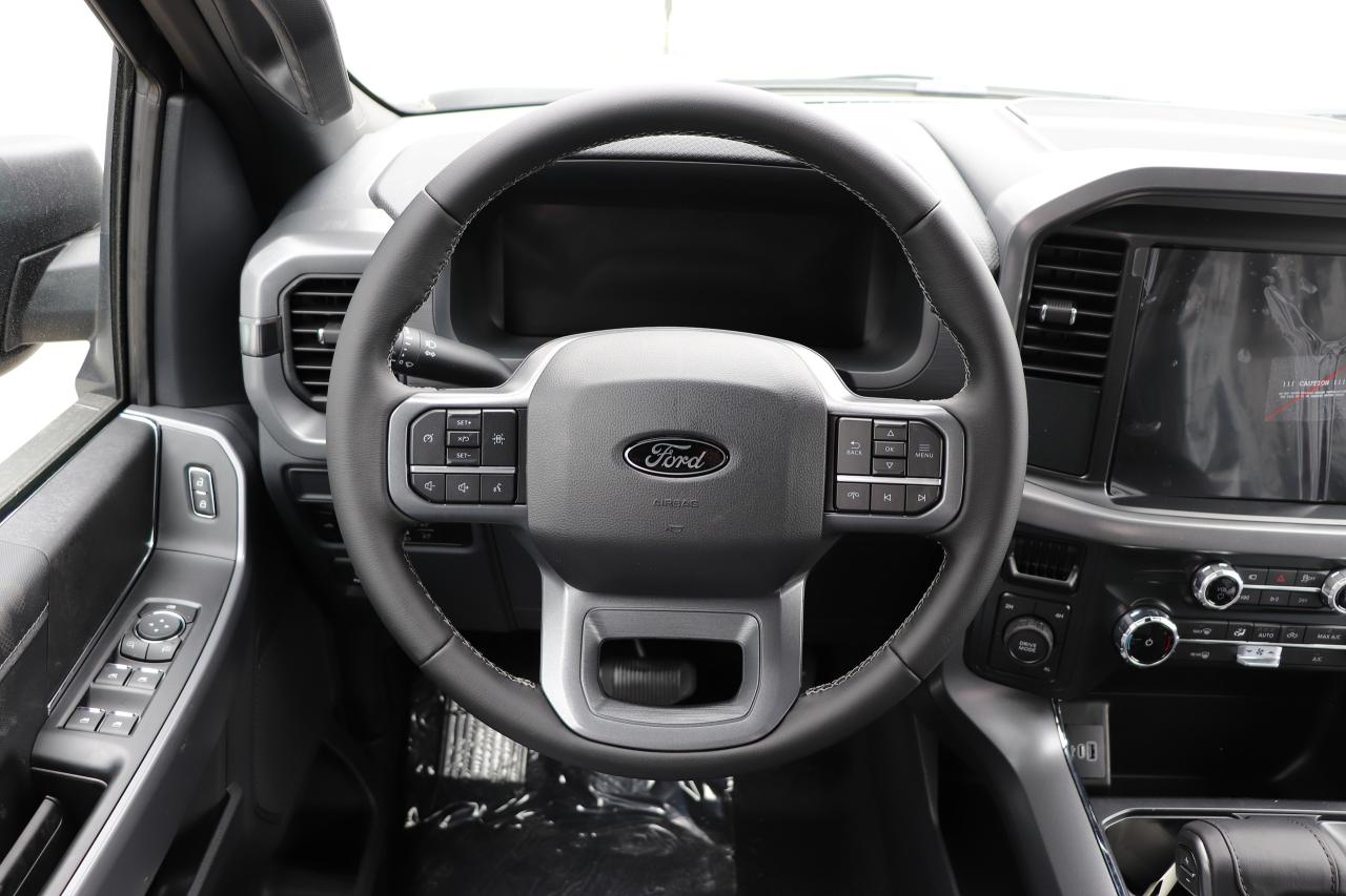 2025 Ford F-150 XLT 4WD SuperCrew 5.5' Box Photo5