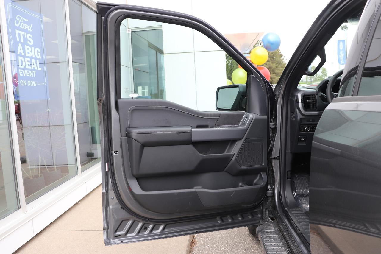 2025 Ford F-150 XLT 4WD SuperCrew 5.5' Box Photo5