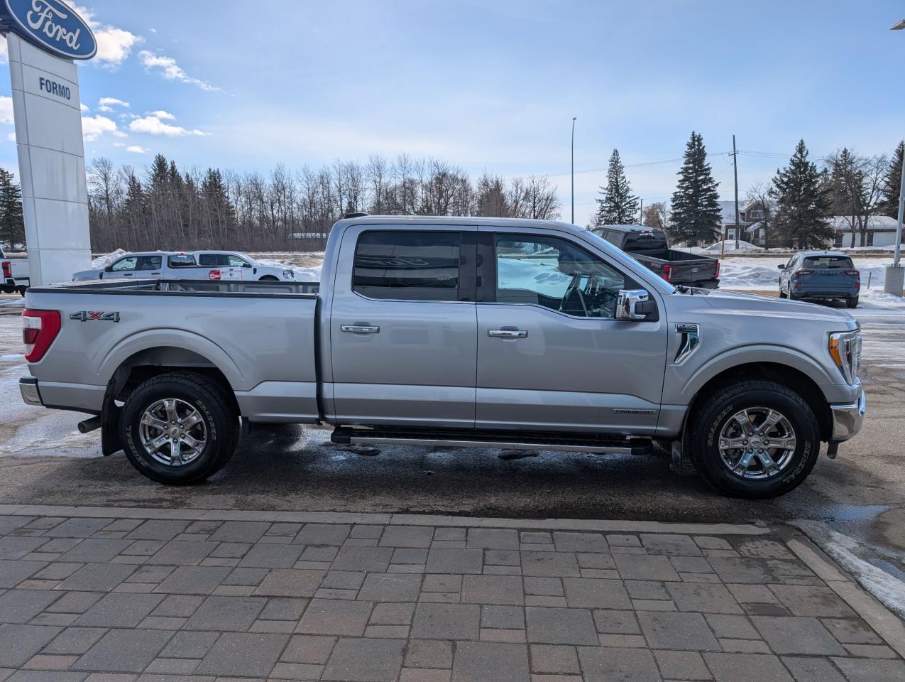 2021 Ford F-150 Lariat Photo4