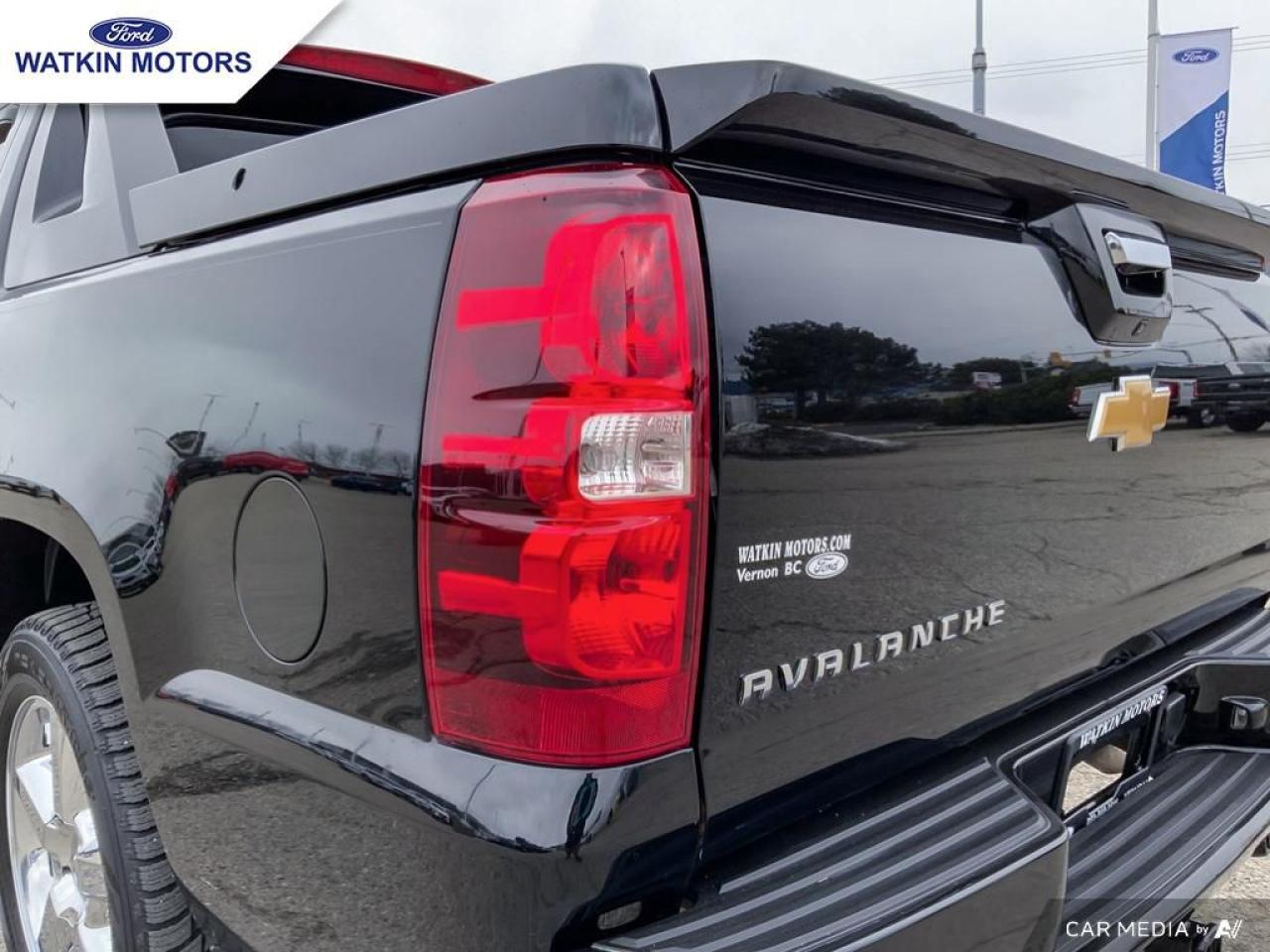 2012 Chevrolet Avalanche CREWCAB  LTZ Photo13