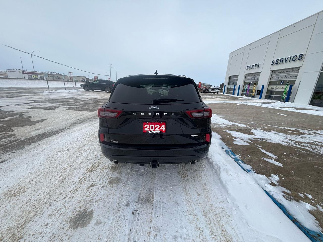 2024 Ford Escape ST-Line Elite AWD Photo2