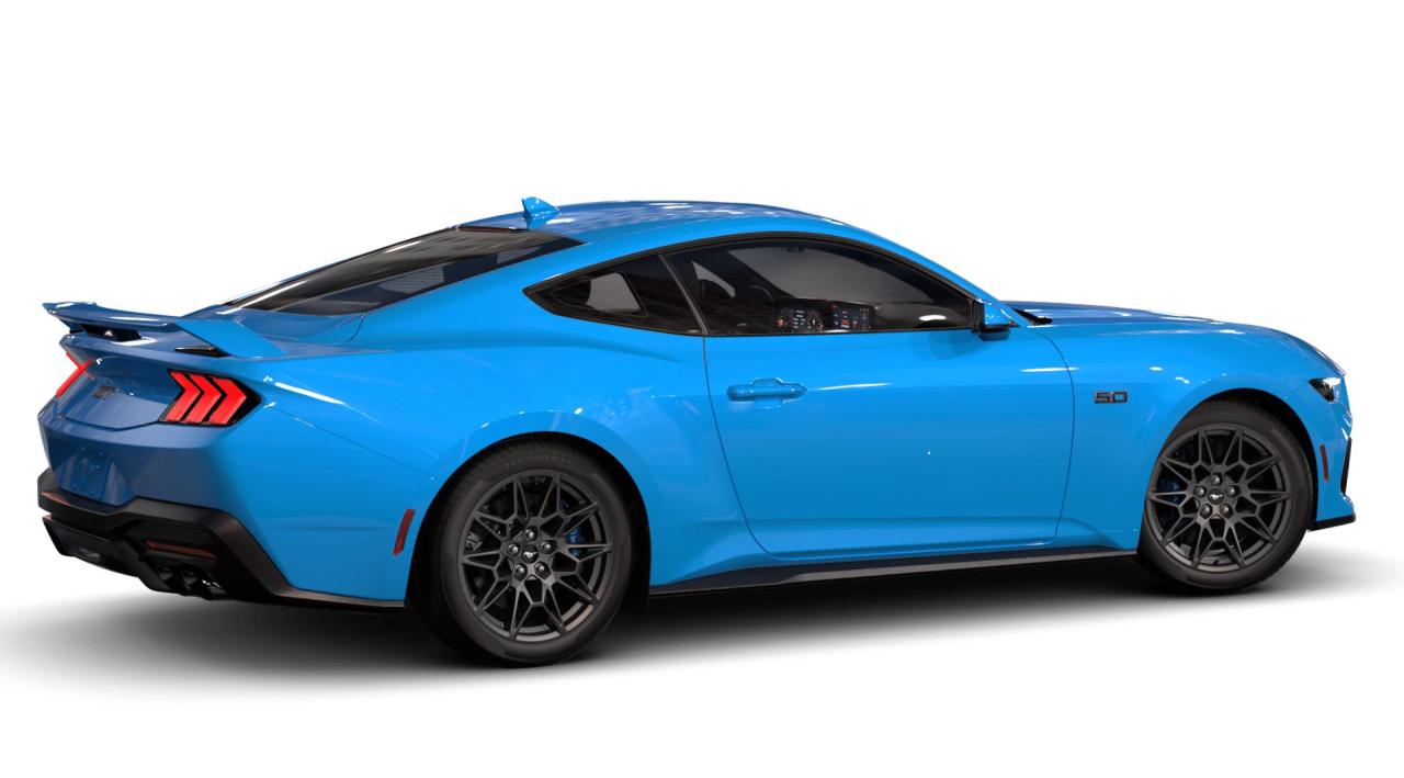 2025 Ford Mustang GT Premium Fastback Photo2
