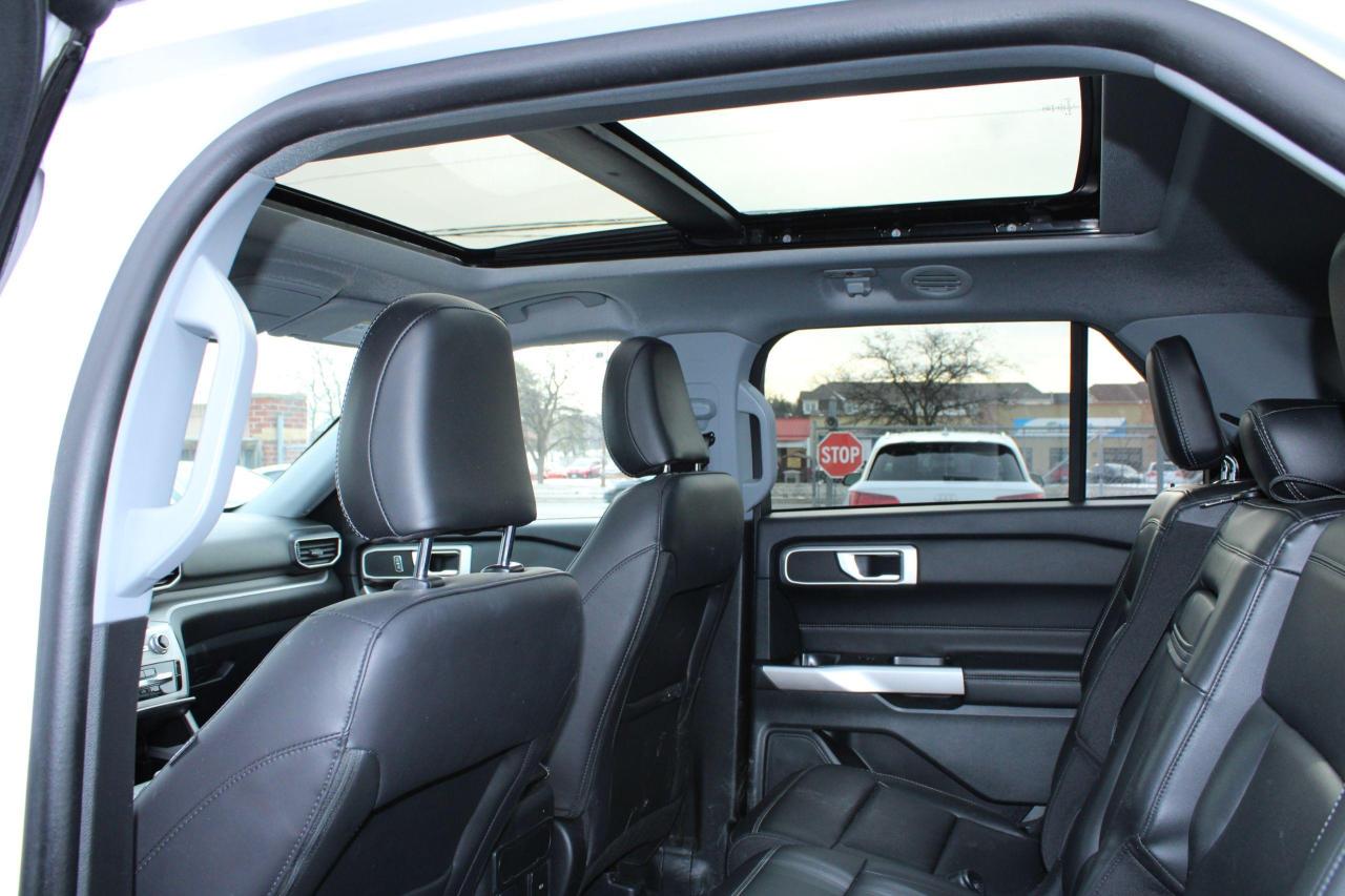 2023 Ford Explorer XLT 4WD - Photo #10